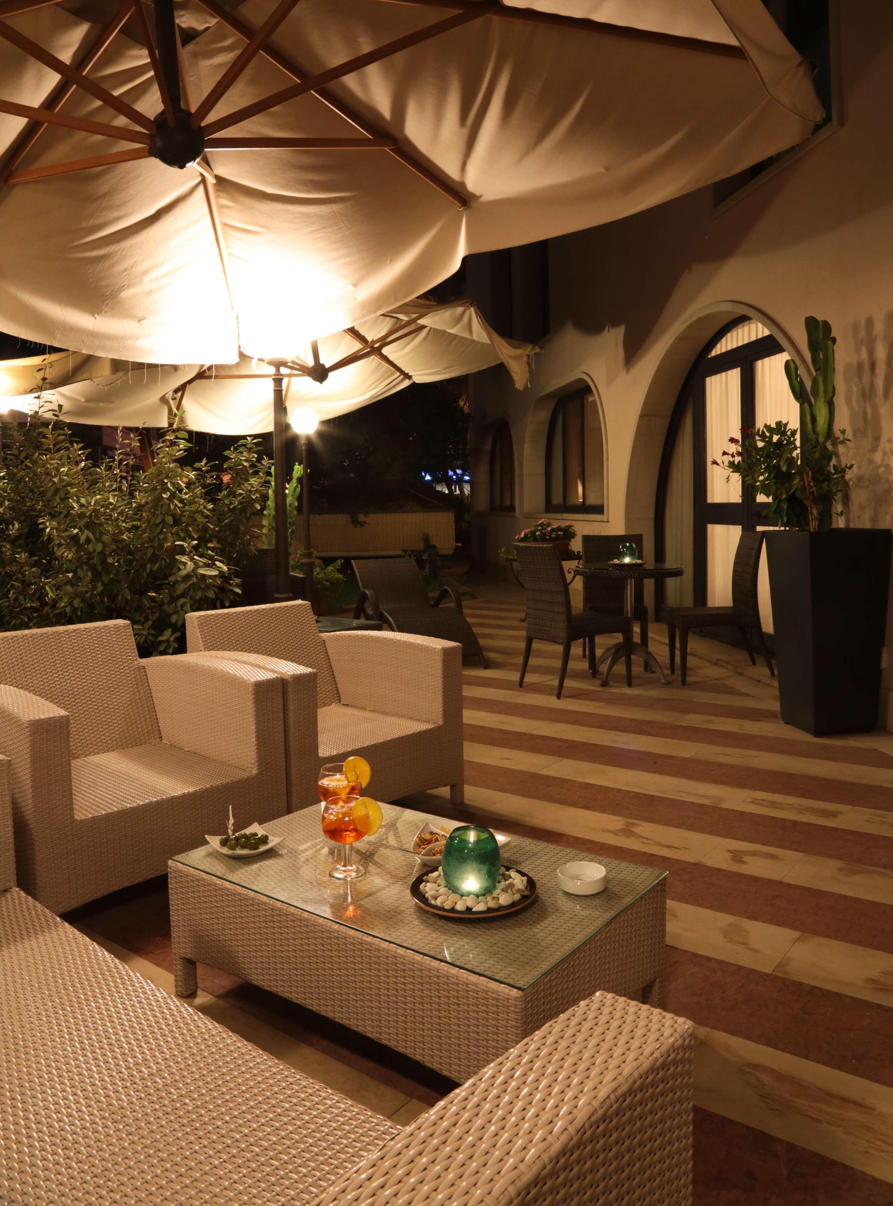 Best Western Hotel Dei Cavalieri 바를레타 외부 사진